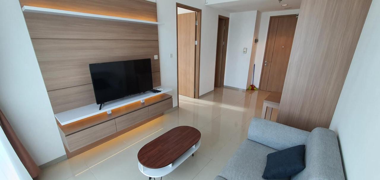 Treeparkcity Apartments By Winshome Tangerang Exterior photo